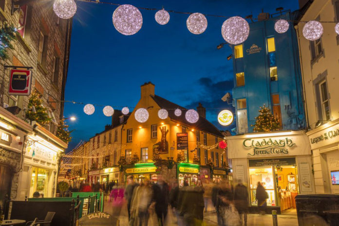 Eyre Square, Galway Eyre Square, Galway
