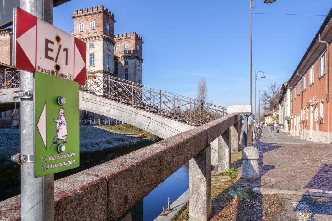 Via Francisca Robecco Sul Naviglio