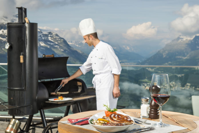 barbecue-muottas-muragl-credit-giovanoli barbecue-muottas-muragl-credit-giovanoli