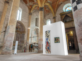 Pinot Gallizio. Senza titolo (o rotolo di pittura industriale), 1958. e Piero Sismondo, Figurine