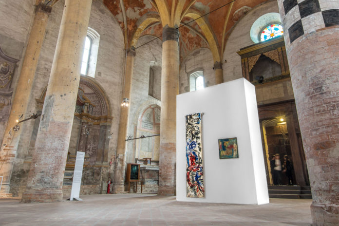 Pinot Gallizio. Senza titolo (o rotolo di pittura industriale), 1958. e Piero Sismondo, Figurine