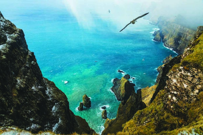 Beinisvørð cliff Isole Faroe falesia di Beinisvørð (isola di Suðuroy, parte dell'Arcipelago delle Faroe)