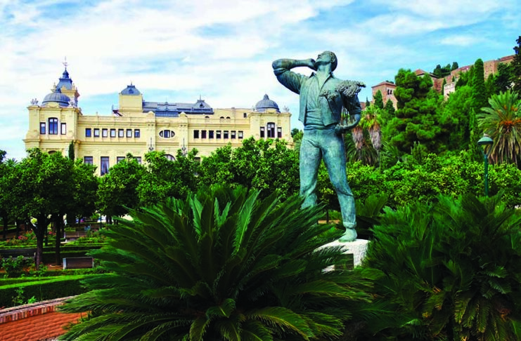 Spagna Malaga La statua dedicata al Biznaguero