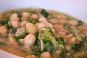 Cilento - Controne zuppa di fagioli e scarole. foto ©Enrico Caracciolo