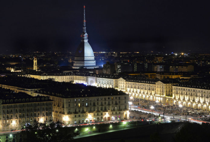 Piazza-Vittorio-Emanuele-II-e-Mole-Antonelliana-foto-Franco-Cappellari_web Piazza-Vittorio-Emanuele-II-e-Mole-Antonelliana-foto-Franco-Cappellari_web