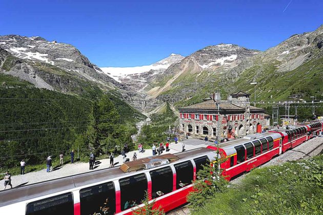 Trenino rosso svzzero Bernina Express