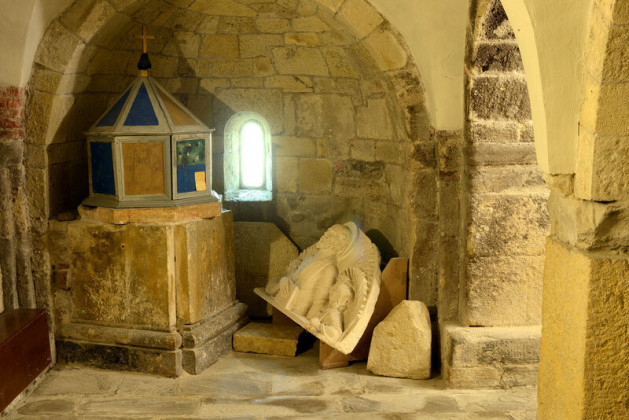 CHIESA SAN CASSIANO IN PENNINO, FONTE BATTESIMALE DOVE FU BATTEZZATO MUSSOLINI