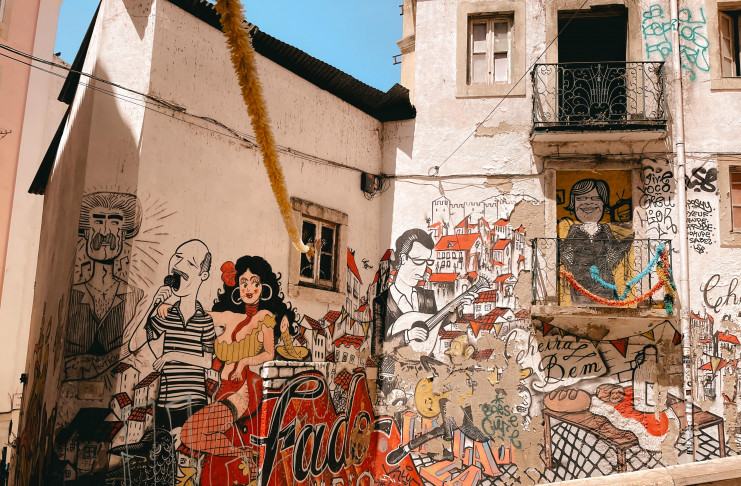 fado vadio murales - La street art di Lisbona in 5 opere incredibili!