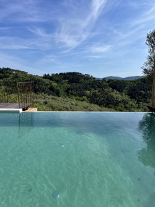 LA BURLANDA: FATTORIA AGRICOLA BIOLOGICA IN LUNIGIANA