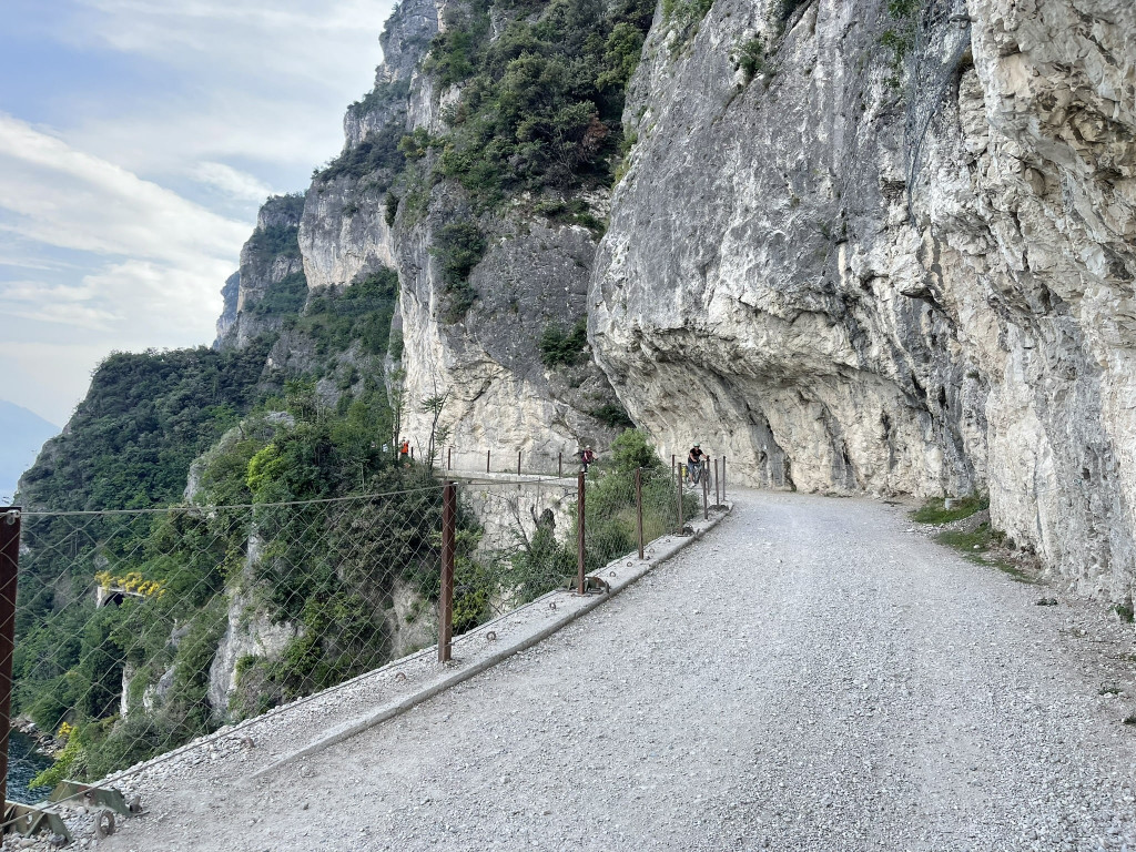 4 idee per un weekend nel Garda Trentino - sentiero del ponale