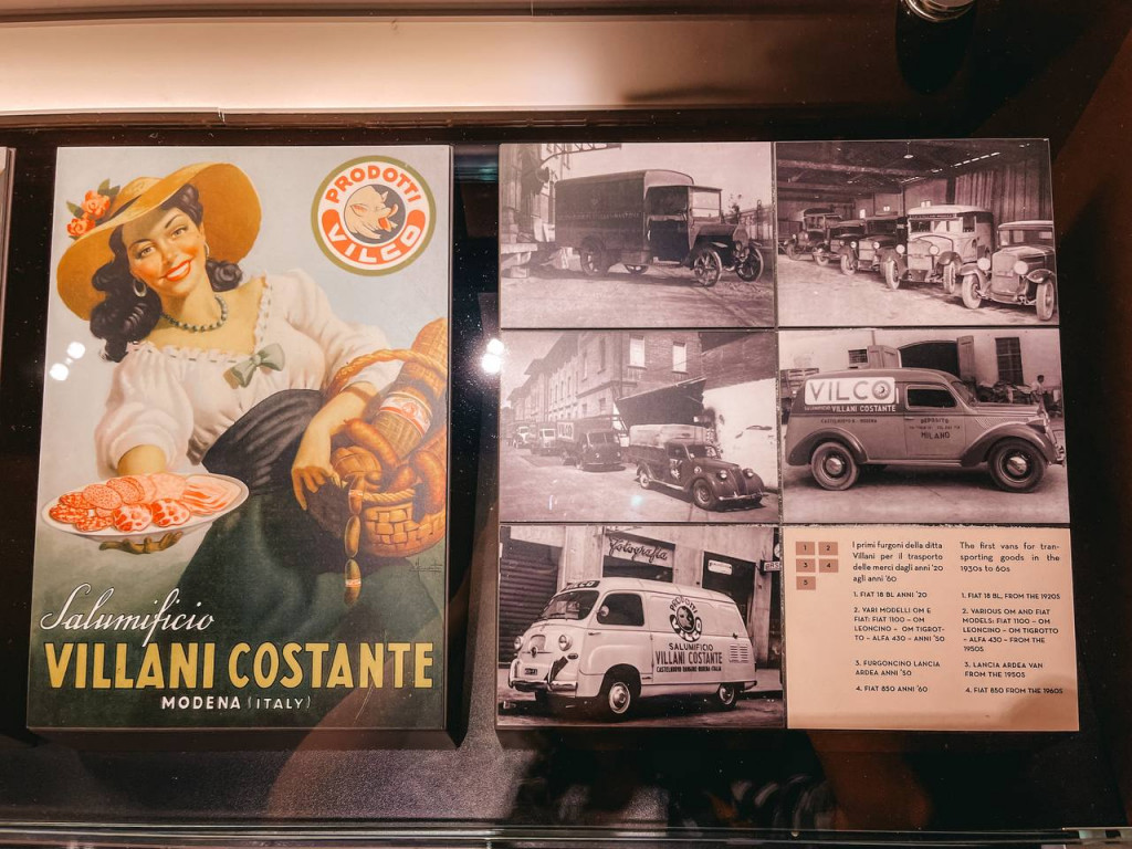 locandine della famiglia villani