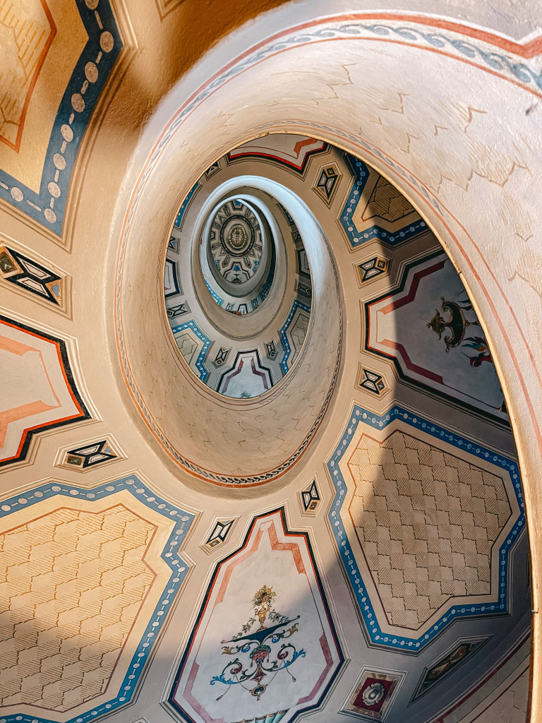 scala di palazzo barozzi a vignola