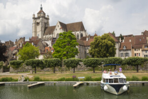 turismo fluviale, Borgogna Franche Comté, ph. Stuart Pearce, Le Boat