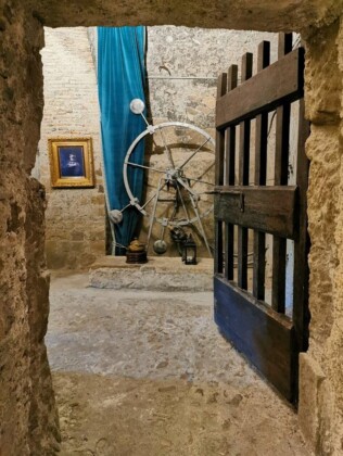 San Gregorio da Sassola (Castello Brancaccio una sala interna) tivoli, ph. Adriano Savoretti