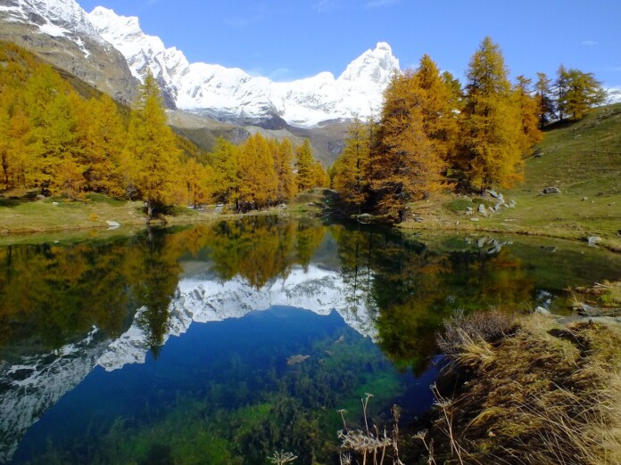 lago-bleu-200433_1280