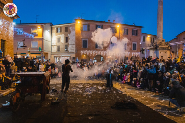 Spettacolo in piazza San Cristoforo