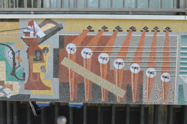 Alessandria, Palazzo delle Poste, i mosaici di Gino Severini, ph. M