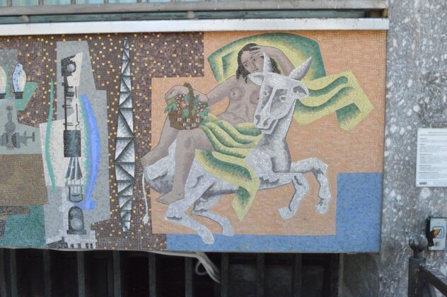 Alessandria, Palazzo delle Poste, i mosaici di Gino Severini, ph. M