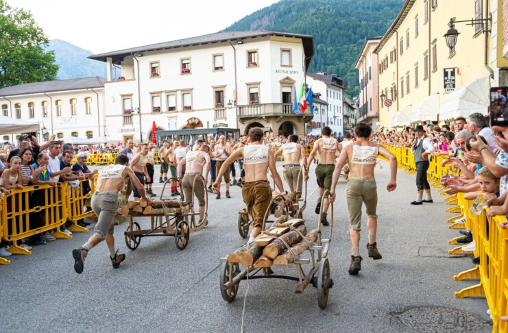 Carnia, Paluzza_Palio das Cjarogiules