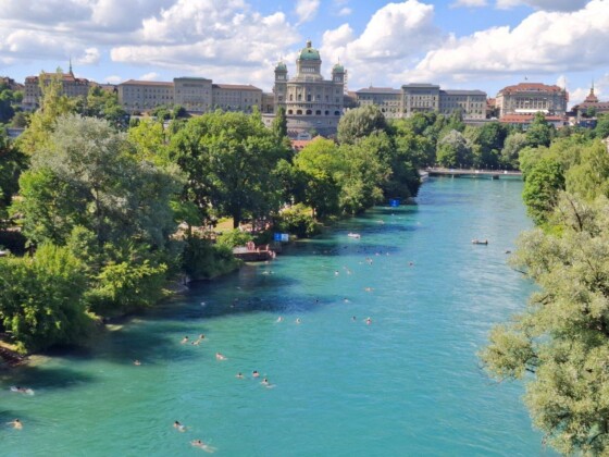 Berna, tuffo nel fiume Aare. Ph. M.Giovenco