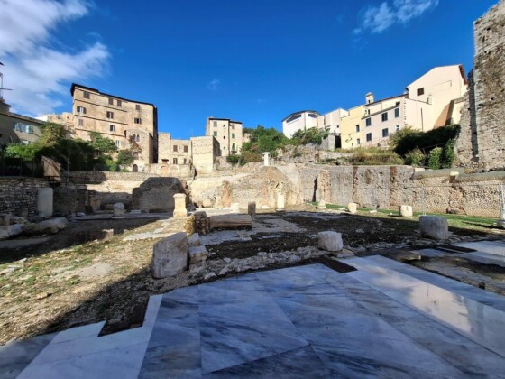 Terracina, il Foro Emiliano. Ph. Marco Giovenco