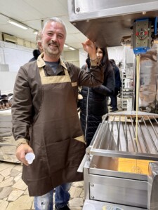 NAPOLI SANITÀ Fin dal 1890 la famiglia Mario Gallucci porta avanti la tradizionale lavorazione del cioccolato nel cuore del Rione Sanità (ph. Iacopo Sequi)