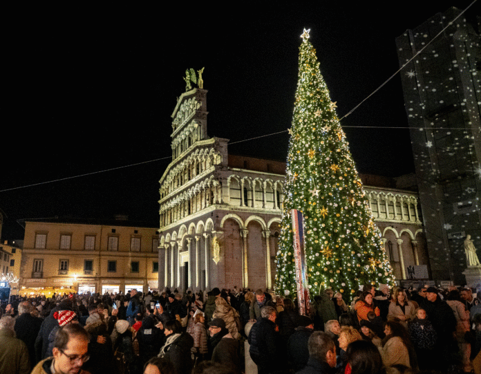 turismo.lucca.it_Lucca_Magico_Natale_R.Giomi_2025(CC-by-nc-sa-4-(96) turismo.lucca.it_Lucca_Magico_Natale_R.Giomi_2025(CC-by-nc-sa-4-(96)
