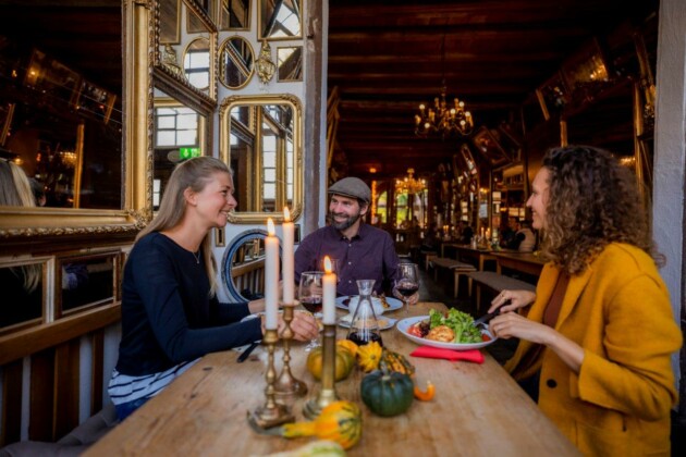 Ehrenkirchen_Badische Weinstra&szlig;e_Spiegelstrau&szlig;i &copy; Jigal Fichtner_Schwarzwald Tourismus