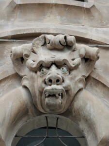 Noto, particolare di palazzo barocco, Ph. Marco Giovenco