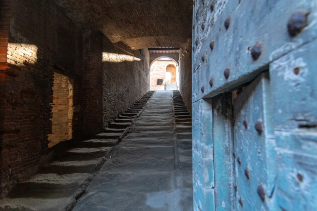 Passaggio interno della Fortezza Vecchia, foto Scilla Nascimbene