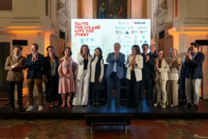 CdA e staff Assovini Sicilia a Sicilia en Primeur 2026, foto Assovini Sicilia