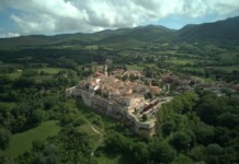 Con il festival Viaticus Massa Martana porta alla ribalta i “piccoli turismi” massa-martana-veduta-aerea