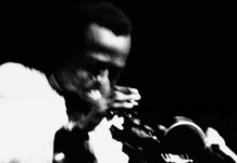 Miles Davis a Pordenone: quando l’estetica del suono si fa architettura dei sensi miles+davis+milan+1969+ph+alfredo+troisi