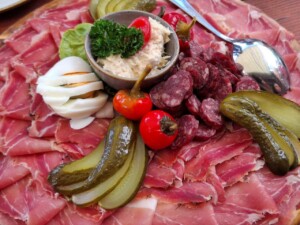 Vipiteno, speck e tipicità, foto Marco Giovenco