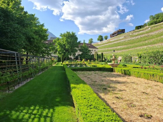 Abbazia di Novacella, il giardino barocco. Foto Marco Giovenco