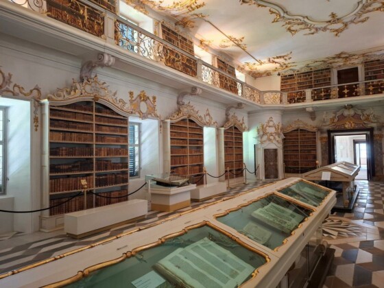 Abbazia di Novacella, la biblioteca. Foto Marco Giovenco