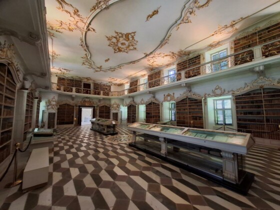 Abbazia di Novacella, la biblioteca. Foto Marco Giovenco