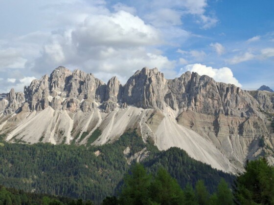 Bressanone, il panorama dolomitico delle Odle di Eores, foto Marco Giovenco