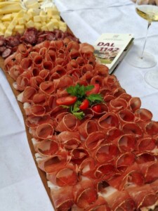 Bressanone, tagliere prodotti tipici altoatesini, foto Marco Giovenco