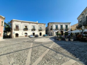 Gerace, Piazza del Tocco, foto Marco Giovenco