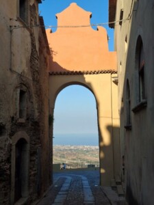 Gerace, Porta del Sole, foto Marco Giovenco