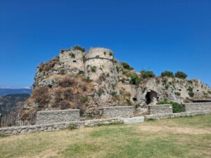 Gerace, il castello Normanno, foto Marco Giovenco 