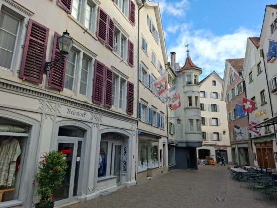 Svizzera, il centro storico di Coira. Foto Marco Giovenco