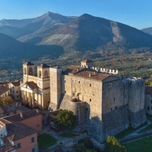 Il Castello baronale di Maenza, foto fornita dall'uff. stampa Almadela